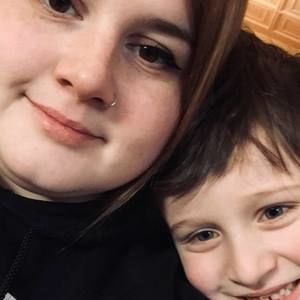 Meet your Posher, Dani